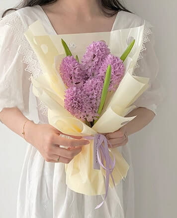     bouquet-wrapping-paper