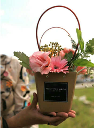flower-bouquet-bag-with-handles