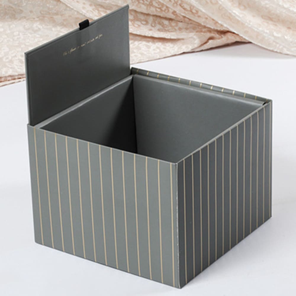      floral-gift-boxes