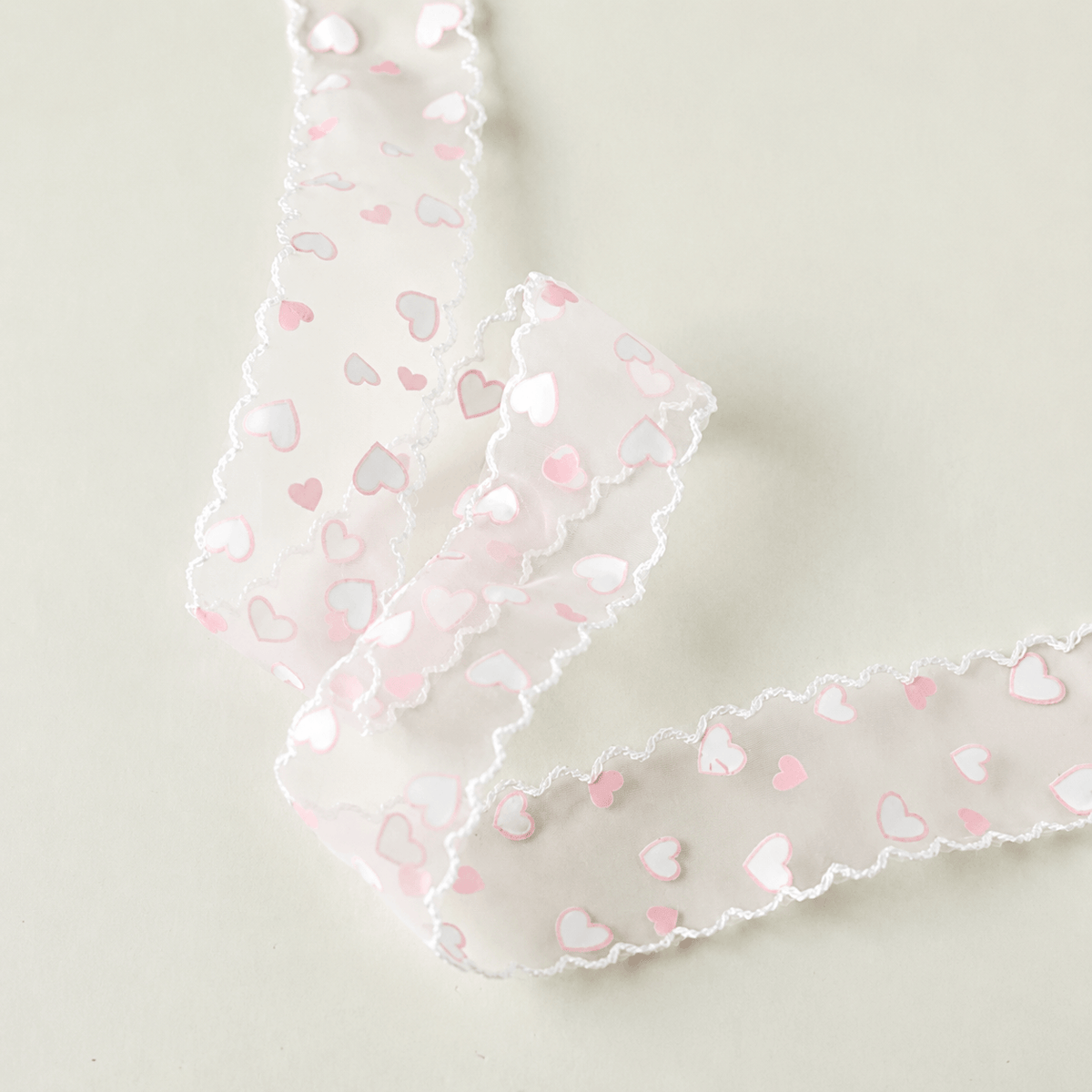 Heart Organza Florist Supplies Pastel Scalloped Edge Sheer Floral Supplies for Fresh Flowers, 1.6" x 10 Yards - 1 Roll