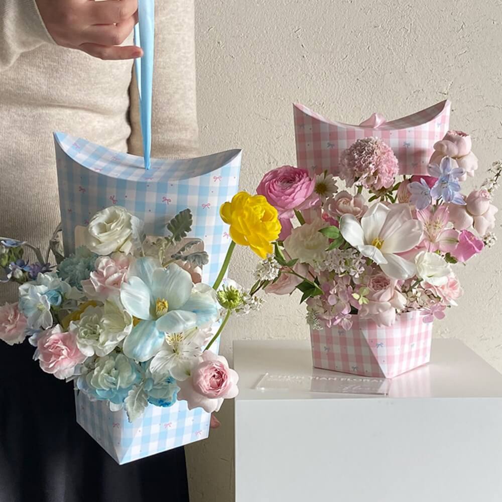 Sweet Plaid Flower Bouquet Bags with Handle Flower Tote Bags for Bouqu ...