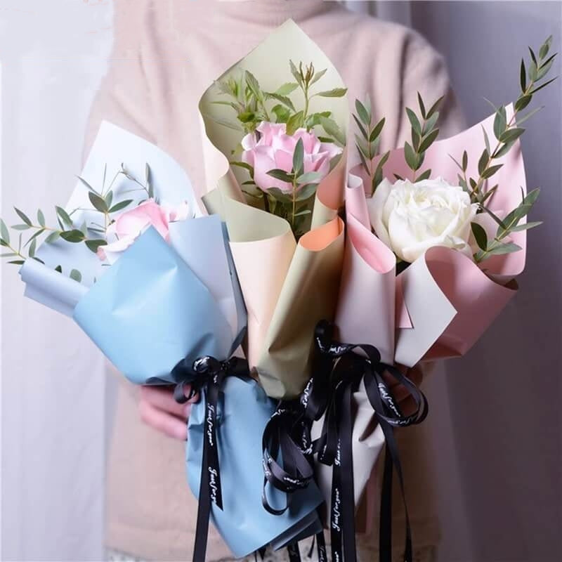 flower-gift-wrapping-paper
