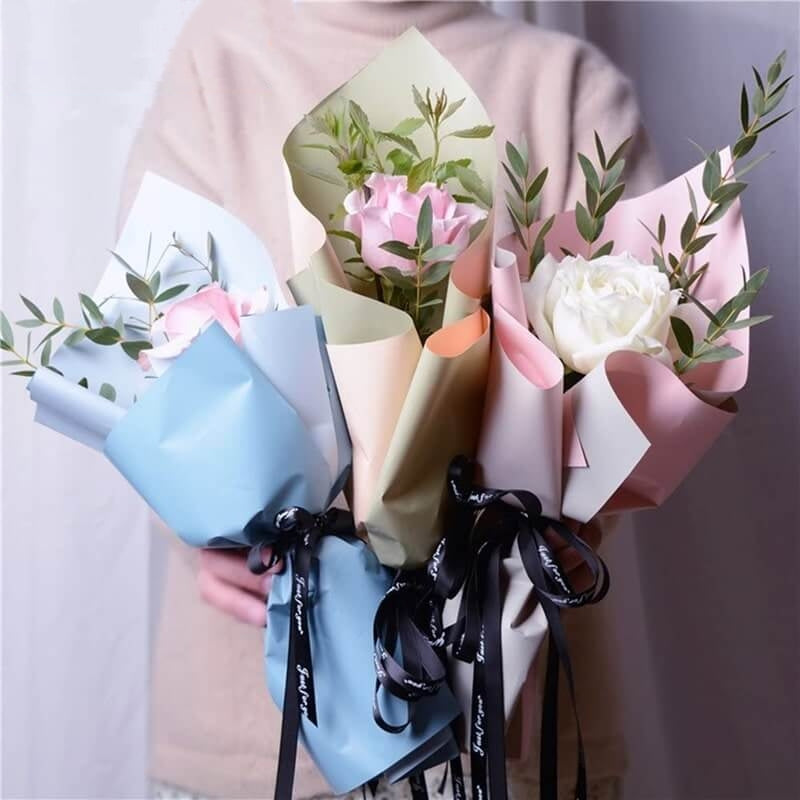 flower-gift-wrapping-paper