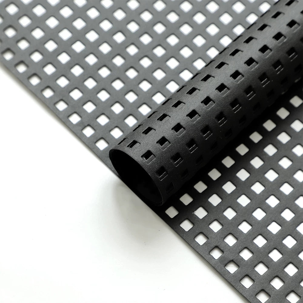 Hollow-Out Grid Flower Wrapping Paper Thickened Bouquet Wrapping Paper, 15.0 x 19.7 Inch - 5 Sheets