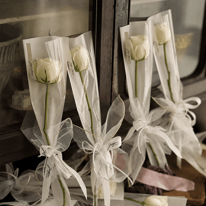 single-rose-sleeve-bouquet-bags
