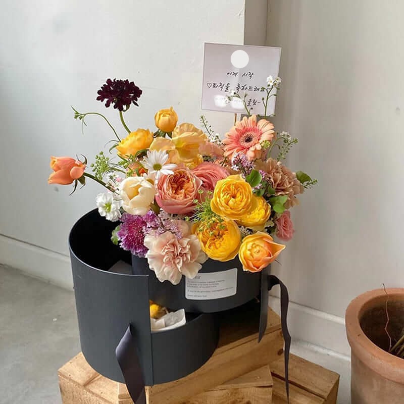 small-round-box-for-flowers
