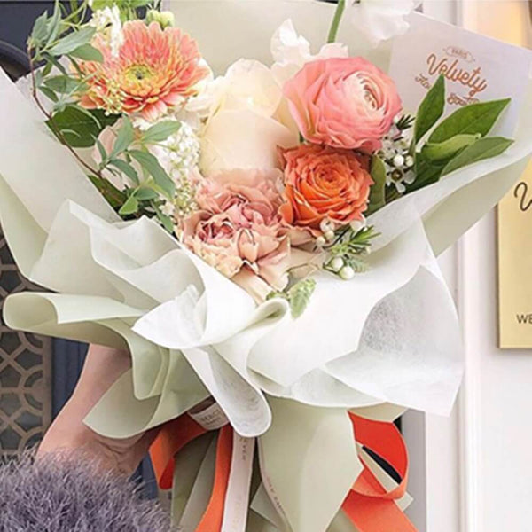    paper-wrapping-flower-bouquets